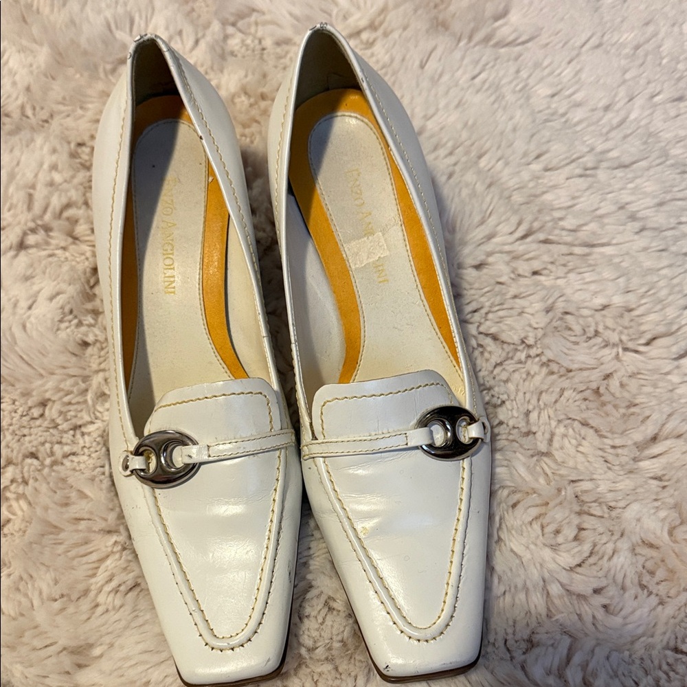 Enzo Angiolini White Flats with Silver Detail